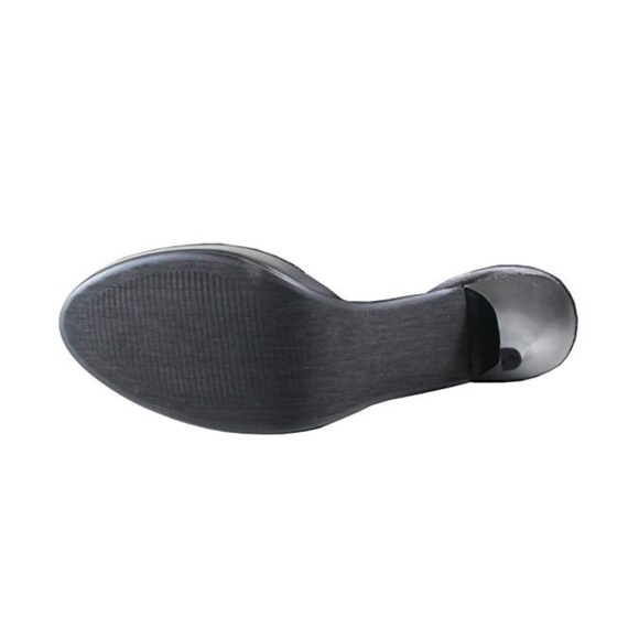 NWOB Quilted Diagonal Zip Vegan Leather Knee Boot by Reneeze - Picture 7 of 7